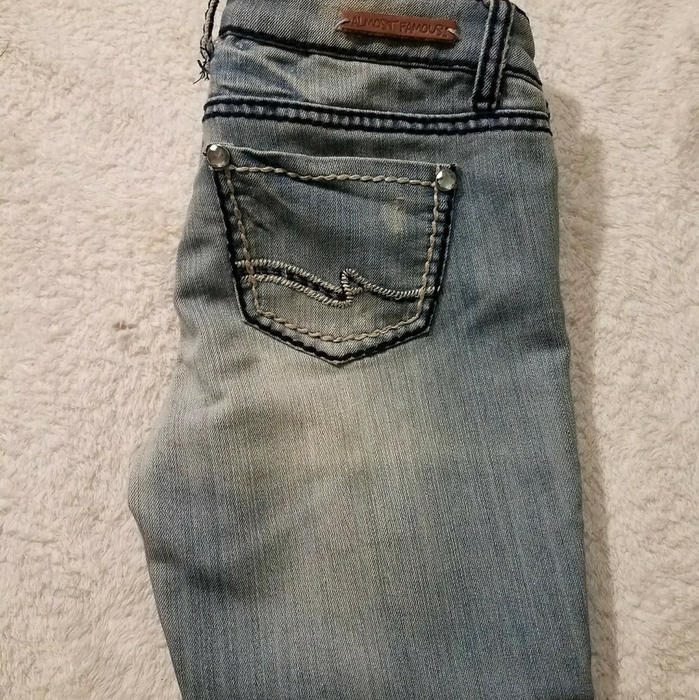 Capri Jeans - Picture 4 of 4